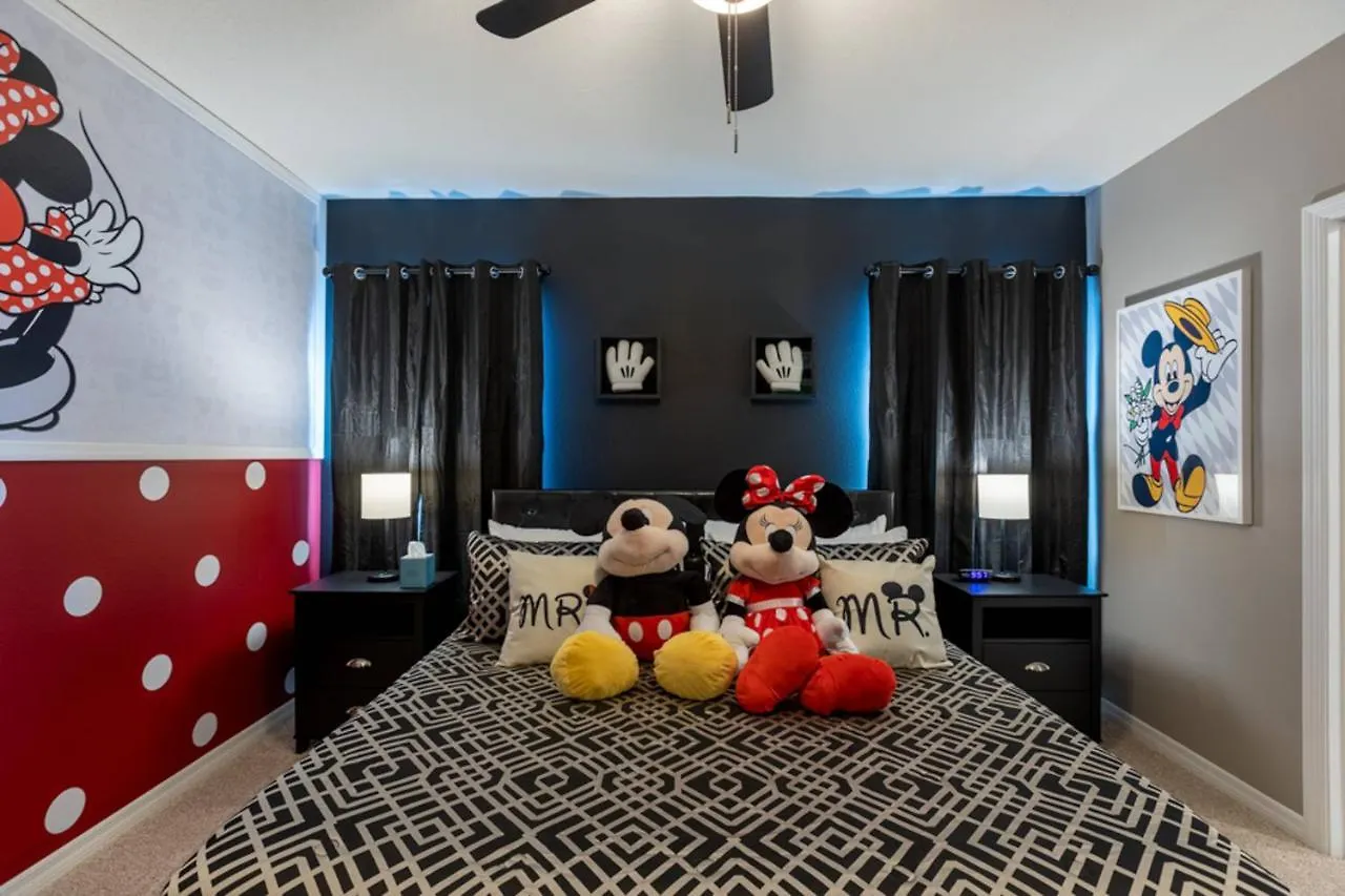 Holiday home House Wtheaterpoolspagame Room In A Resort Davenport