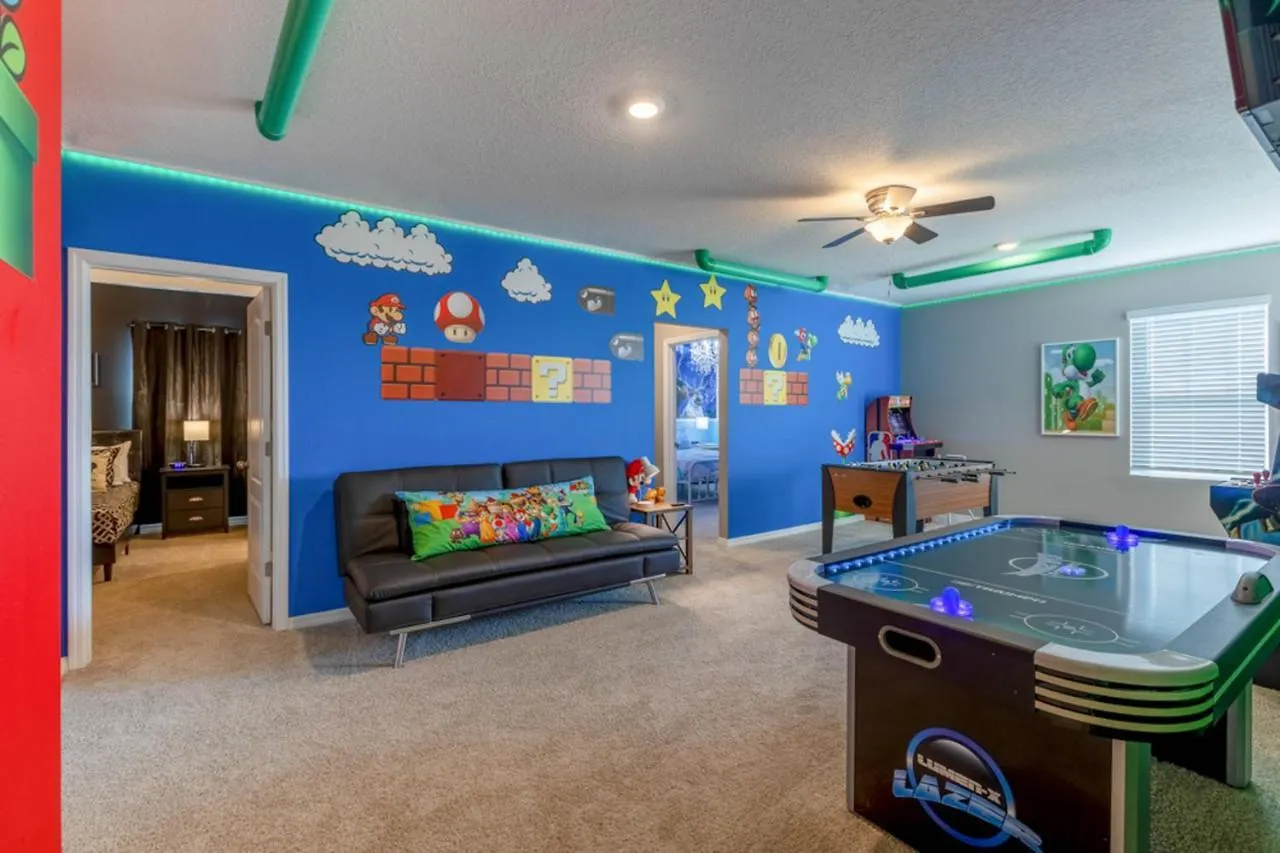 Holiday home House Wtheaterpoolspagame Room In A Resort Davenport